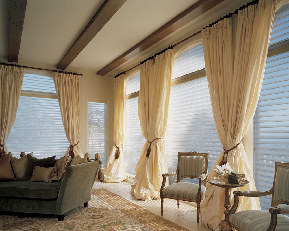 What curtain accessories are widely used and why?